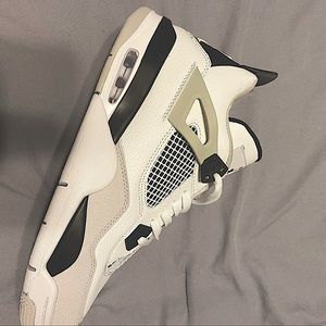 Jordan 4 Military Black